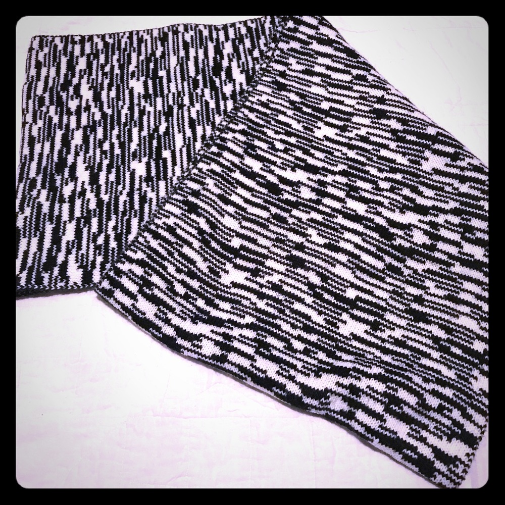 Thick Black and white infinity scarf